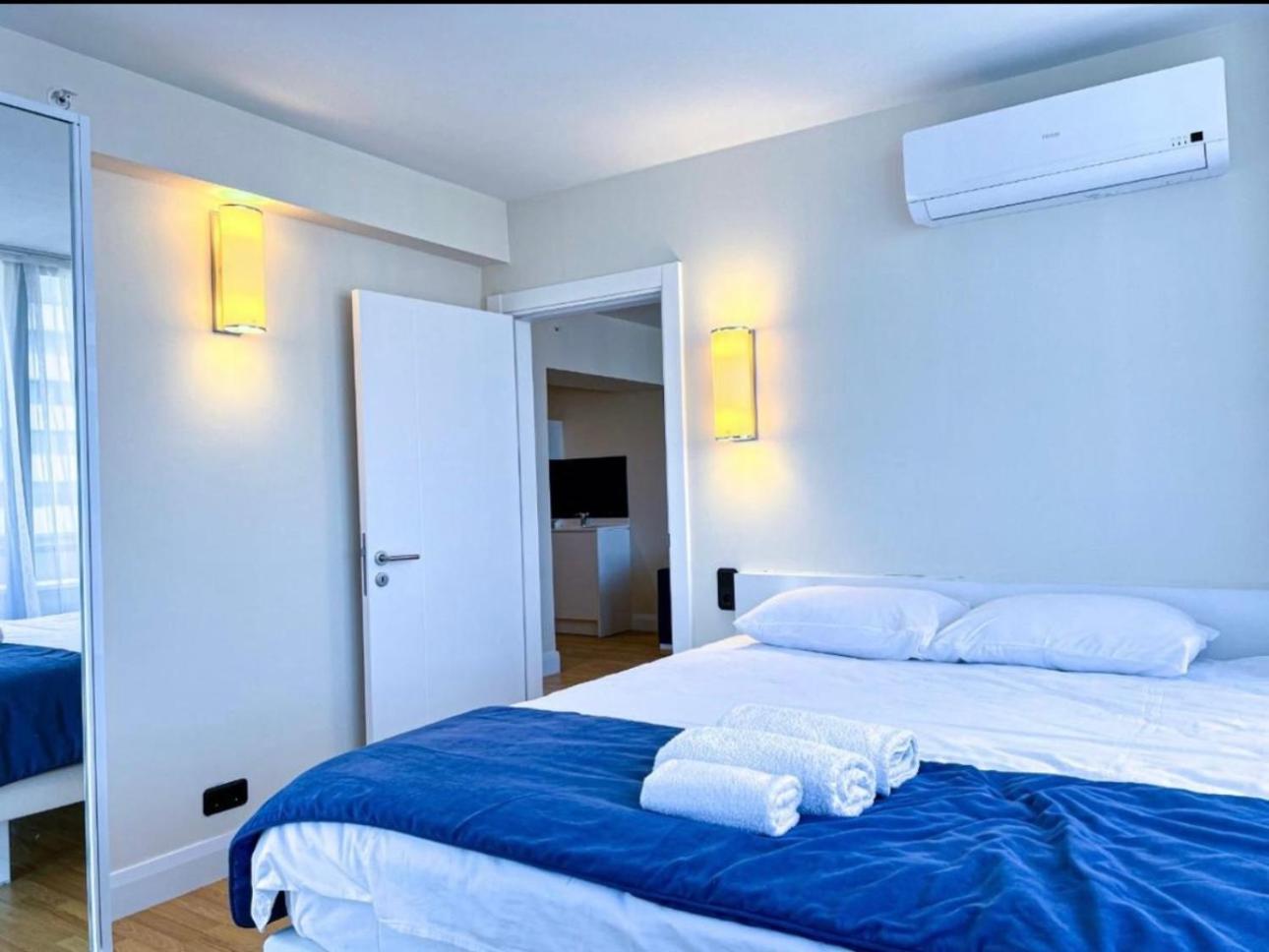 Orbi City Apartment With Sea View Batoumi Extérieur photo