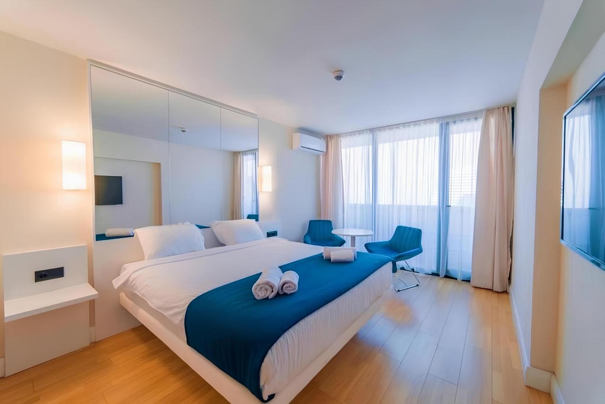 Orbi City Apartment With Sea View Batoumi Extérieur photo